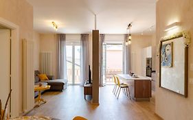 Joivy Chic Chiavari Apt With 2 Spacious Terraces